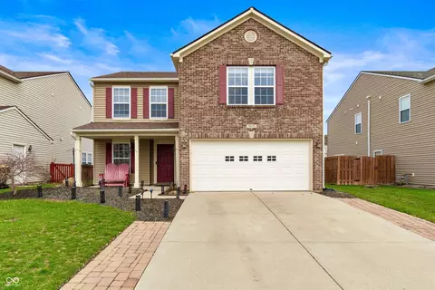 9478 W Lantern Ln, Pendleton, IN 46064
