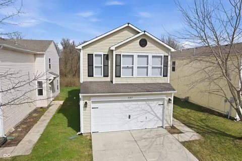 2367 Collins Way, Greenfield, IN 46140