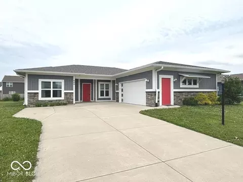 646 N Sobota Way, Trafalgar, IN 46181
