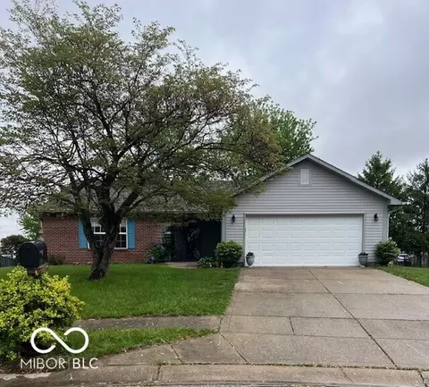 1102 Branifield Ct, Franklin, IN 46131