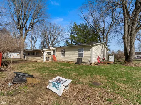 928 S Broadway St, Pendleton, IN 46064 photo 14