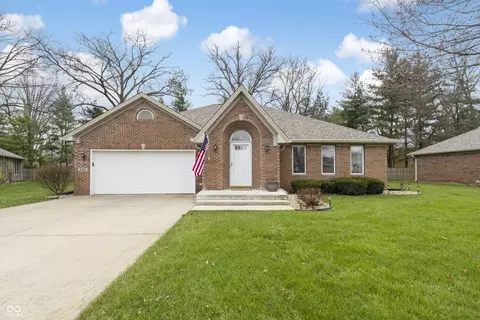 5041 Countess Dr # 6, Columbus, IN 47203