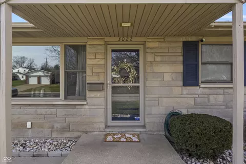 Exterior - 3022 Beech Dr, Columbus, IN 47203 photo 1 of 6
