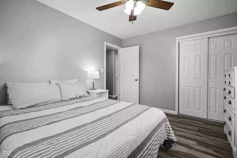 Bedroom - 3022 Beech Dr, Columbus, IN 47203 photo 2 of 5
