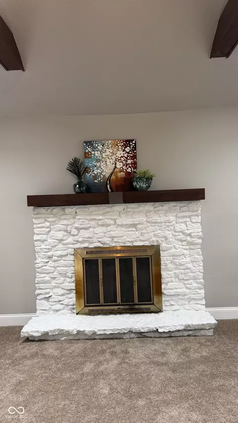 Living - 428 Southmore St, Plainfield, IN 46168 photo 3 of 5