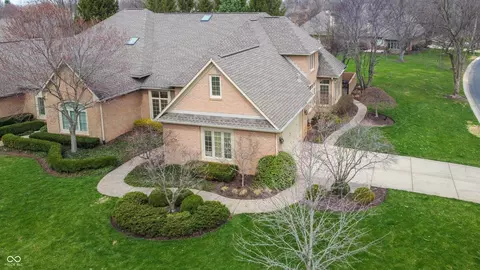 1700 Pathway Dr S, Greenwood, IN 46143