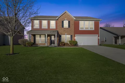 6212 N Woods Edge Dr, Mccordsville, IN 46055