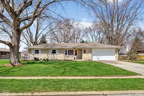 1042 E Logan St, Brownsburg, IN 46112