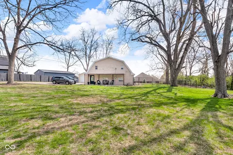 7845 Bluff Rd, Indianapolis, IN 46217