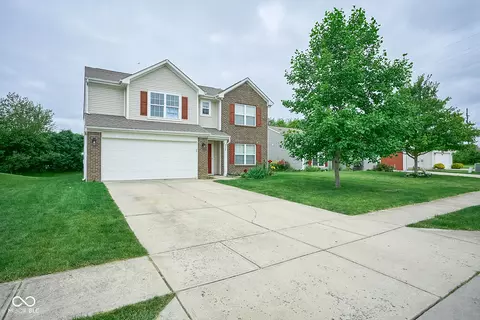 4522 Angelica Dr, Indianapolis, IN 46237