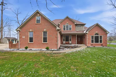 250 E Woodfield Ln, Mooresville, IN 46158