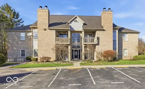 3704 Reflections Dr #4, Indianapolis, IN 46214
