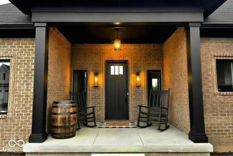 1292 Foxview Ct, Franklin, IN 46131