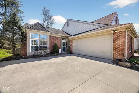 712 E Moss Creek Dr, Bloomington, IN 47401 photo 2
