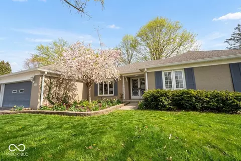 8720 Ellington Dr, Indianapolis, IN 46234