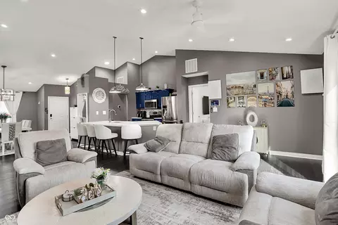 6205 Glebe Dr, Indianapolis, IN 46237 photo 8