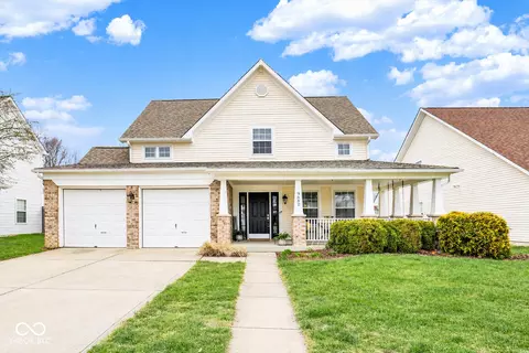 9682 Indigo Ln, Fishers, IN 46038
