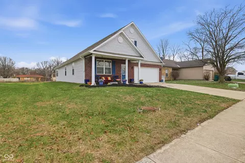 10720 Stillwater Rd, Indianapolis, IN 46234