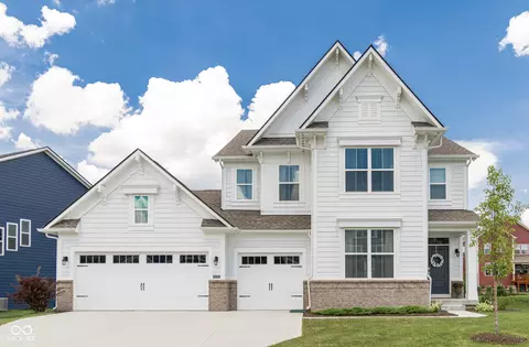 5908 Weldra Dr, Zionsville, IN 46077