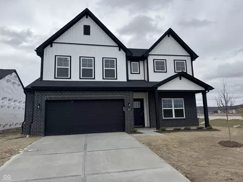 1615 E Hanna Dr, Martinsville, IN 46151