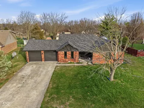 View/Area - 914 Corey Ln, Plainfield, IN 46168 photo 1 of 9