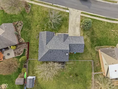 View/Area - 914 Corey Ln, Plainfield, IN 46168 photo 6 of 9