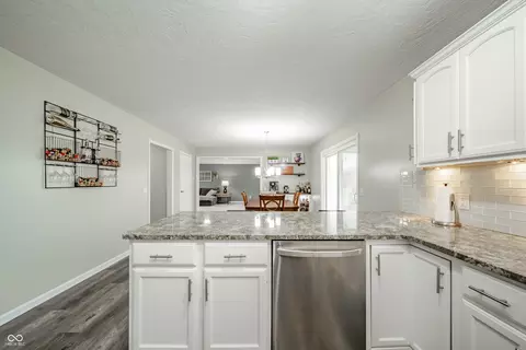 Kitchen - 6278 S Cabriolet Way, Pendleton, IN 46064 photo 3 of 5