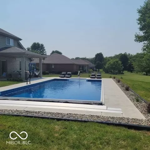Exterior - 6278 S Cabriolet Way, Pendleton, IN 46064 photo 6 of 11