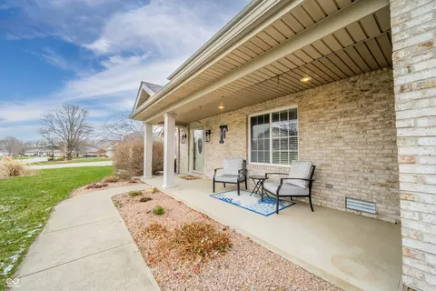 Exterior - 6278 S Cabriolet Way, Pendleton, IN 46064 photo 3 of 11