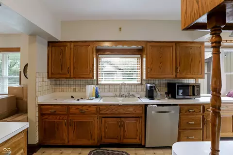 Kitchen - 150 S Main St, Wilkinson, IN 46186 photo 5 of 6