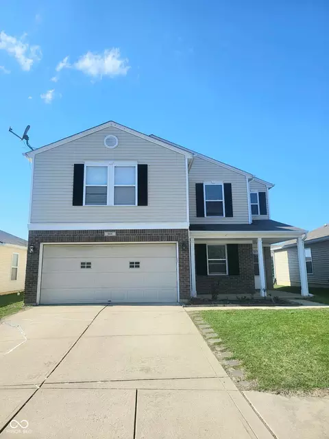 868 Wheatgrass Dr, Greenwood, IN 46143