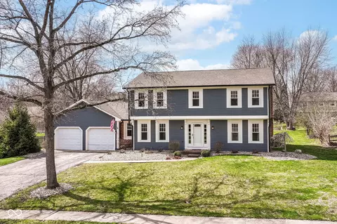 726 Ironwood Dr, Carmel, IN 46033