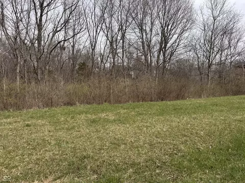 45 Dakota Dr, Lawrenceburg, IN 47025
