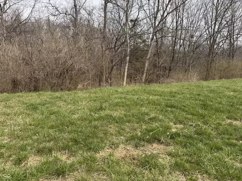46 Dakota Dr, Lawrenceburg, IN 47025