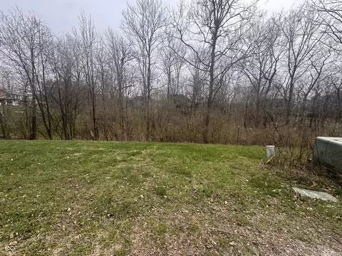 76 Nevada Ct, Lawrenceburg, IN 47025