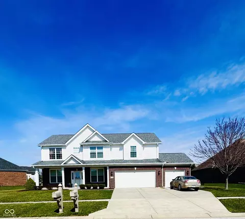 1909 Versailles Dr, Greenwood, IN 46143