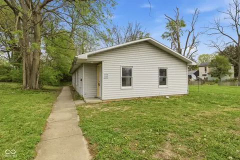 1224 W 13th St, Anderson, IN 46016