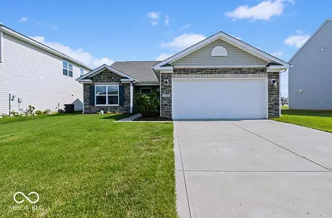 5763 Weeping Willow Pl, Whitestown, IN 46075