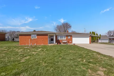 6452 E 550 N, Columbus, IN 47203