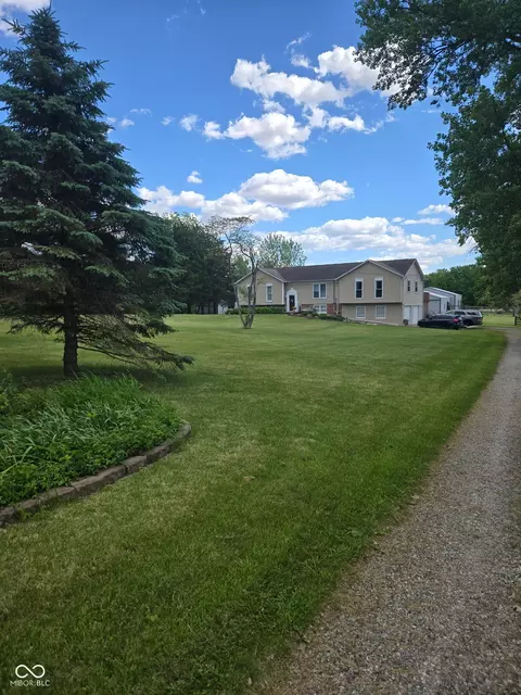 17975 E County Road 365 N, Hope, IN 47246