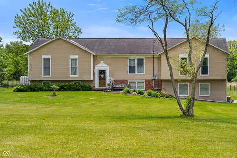 17975 E County Road 365 N, Hope, IN 47246