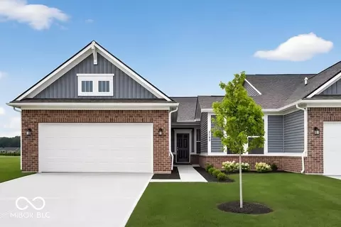 2190 Aviary Ln, Danville, IN 46122