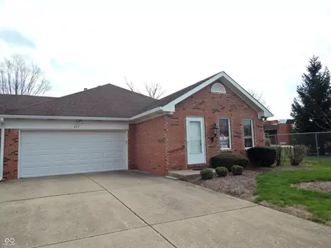 243 Meridian Ct #17, Pittsboro, IN 46167