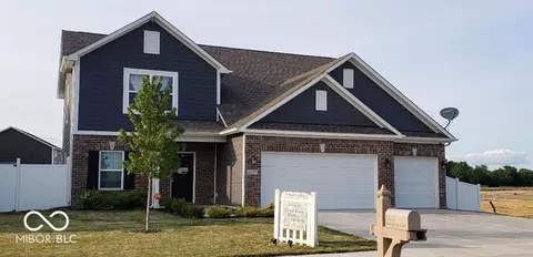9122 Hemingway Dr, Indianapolis, IN 46239