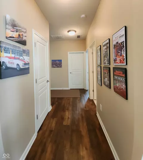 Entry Way - 5108 Silverbell Dr, Plainfield, IN 46168 photo 1 of 3