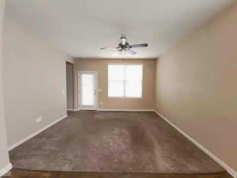 Living - 5108 Silverbell Dr, Plainfield, IN 46168 photo 2 of 3
