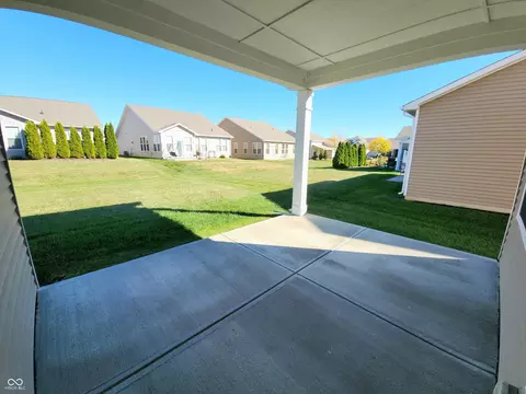Exterior - 5108 Silverbell Dr, Plainfield, IN 46168 photo 6 of 13
