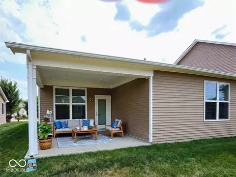 Exterior - 5108 Silverbell Dr, Plainfield, IN 46168 photo 2 of 13