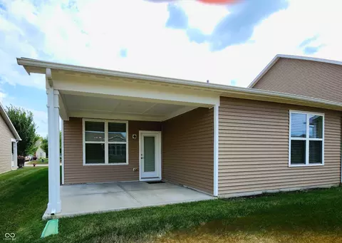 Exterior - 5108 Silverbell Dr, Plainfield, IN 46168 photo 3 of 13