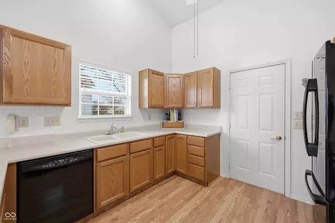 Kitchen - 159 Oxford Ave, Pendleton, IN 46064 photo 3 of 3